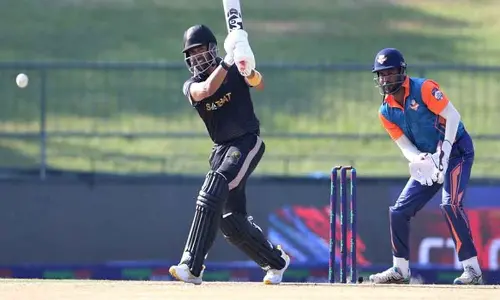 Uthappa eager to meet Yuvraj to catch up on old times at Legends Cricket Trophy