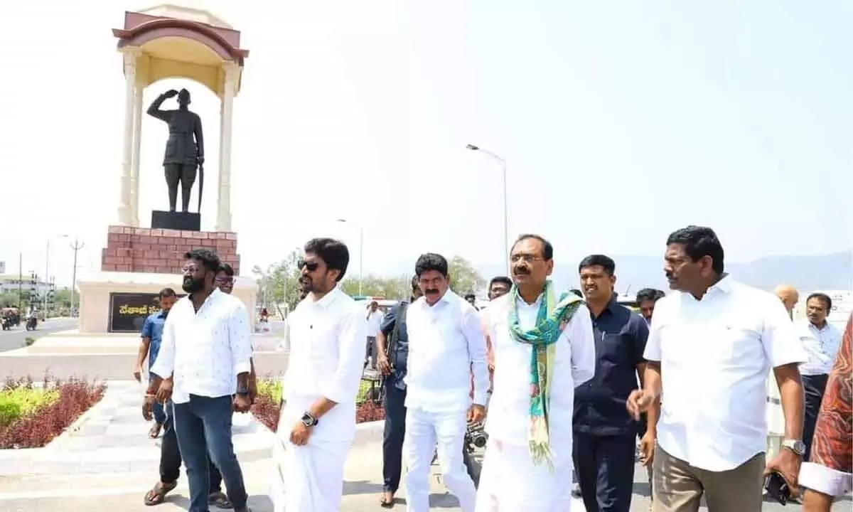 Abhinay Reddy launches hectic campaign in pilgrim city