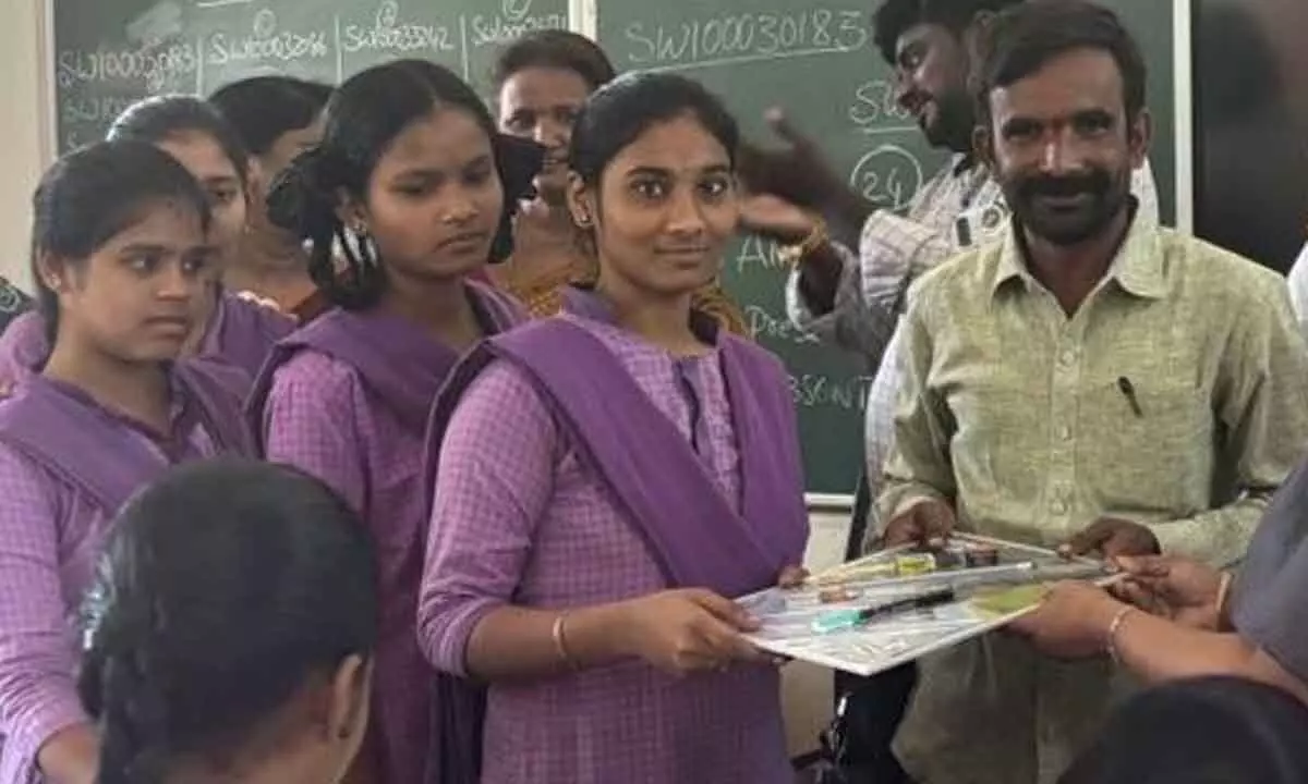 Exam kits distributed to SSC students