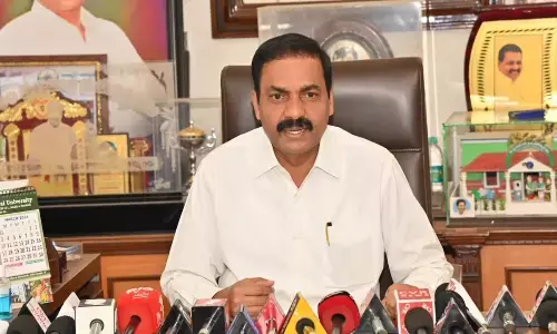 Agriculture minister Kakani Govardhan Reddy addressing a press conference at his camp office in Nellore on Monday