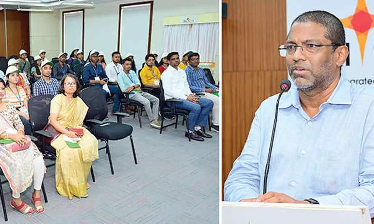 Sri City MD Ravindra Sannareddy addressing students’ delegation from Tripura on Tuesday