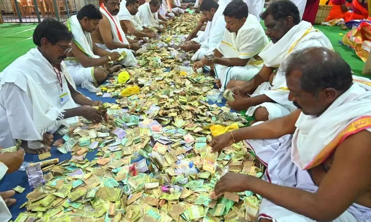 Srisailam temple earns 5.17 cr hundi offerings