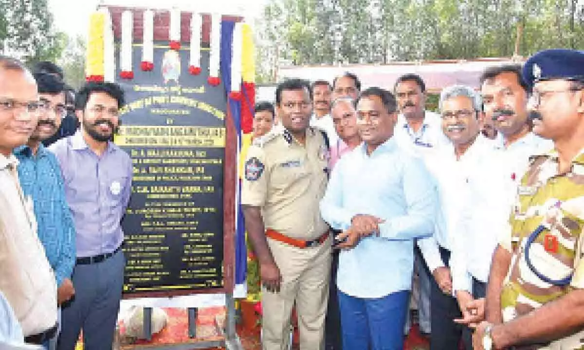 Visakhapatnam: A new gateway inaugurated at port