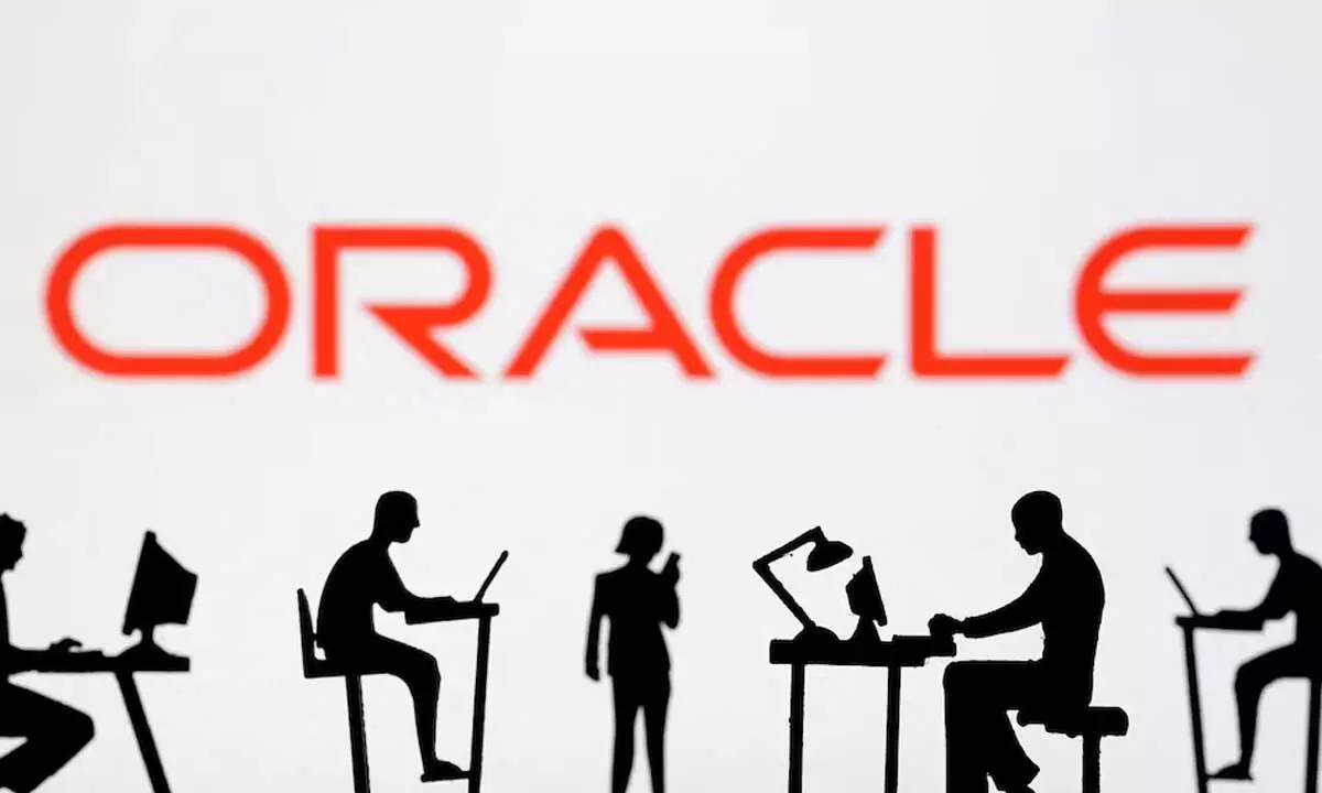 Oracle adds generative AI features to finance, supply chain software