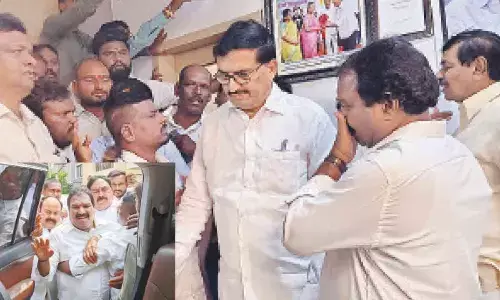 Warangal: TS BJP misses big catch in high drama