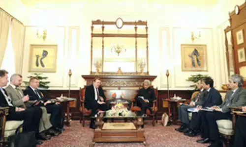 Belarusian FM talks trade, economy, SCO cooperation in India