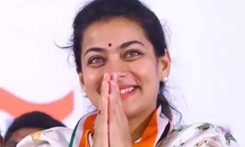 Maha Congress MLA Praniti Shinde rules out joining BJP, says party is in my blood