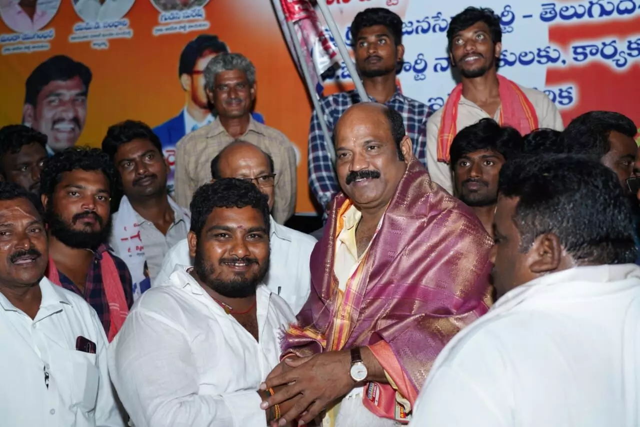 Yarlagadda Venkatarao all praise for Jana Sena chief Pawan Kumar