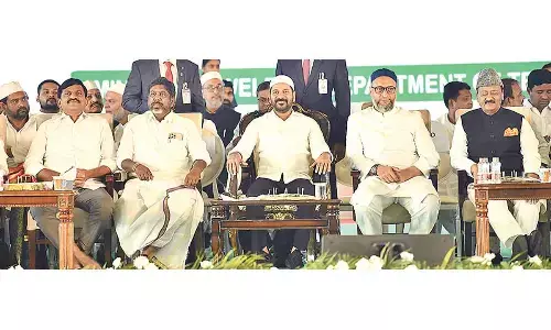 Hindus and Muslims are my 2 eyes, says Revanth