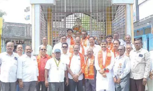 Khammam: Rich tributes to Potti Sriramulu on birth anniversary