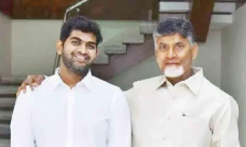 Tadipatri: Asmith Reddy kickstarts campaign with ‘bus yatra’