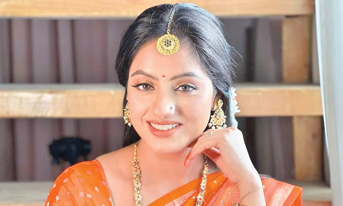 Deepika Singh on mom duties and career: Hugging my child after late shift is best feeling