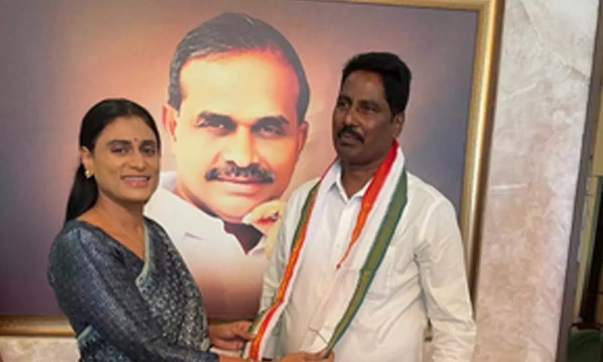 Peeved over being denied ticket, YSRCP MLA joins Congress