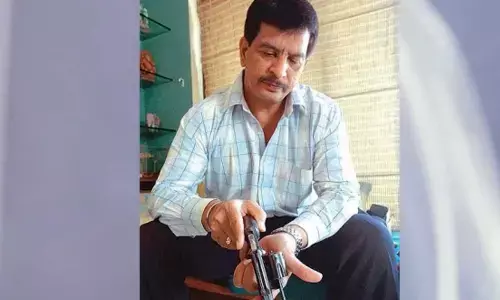 Bombay HC sentences former encounter specialist Pradeep Sharma to life term, cops convicted first time in fake encounter case