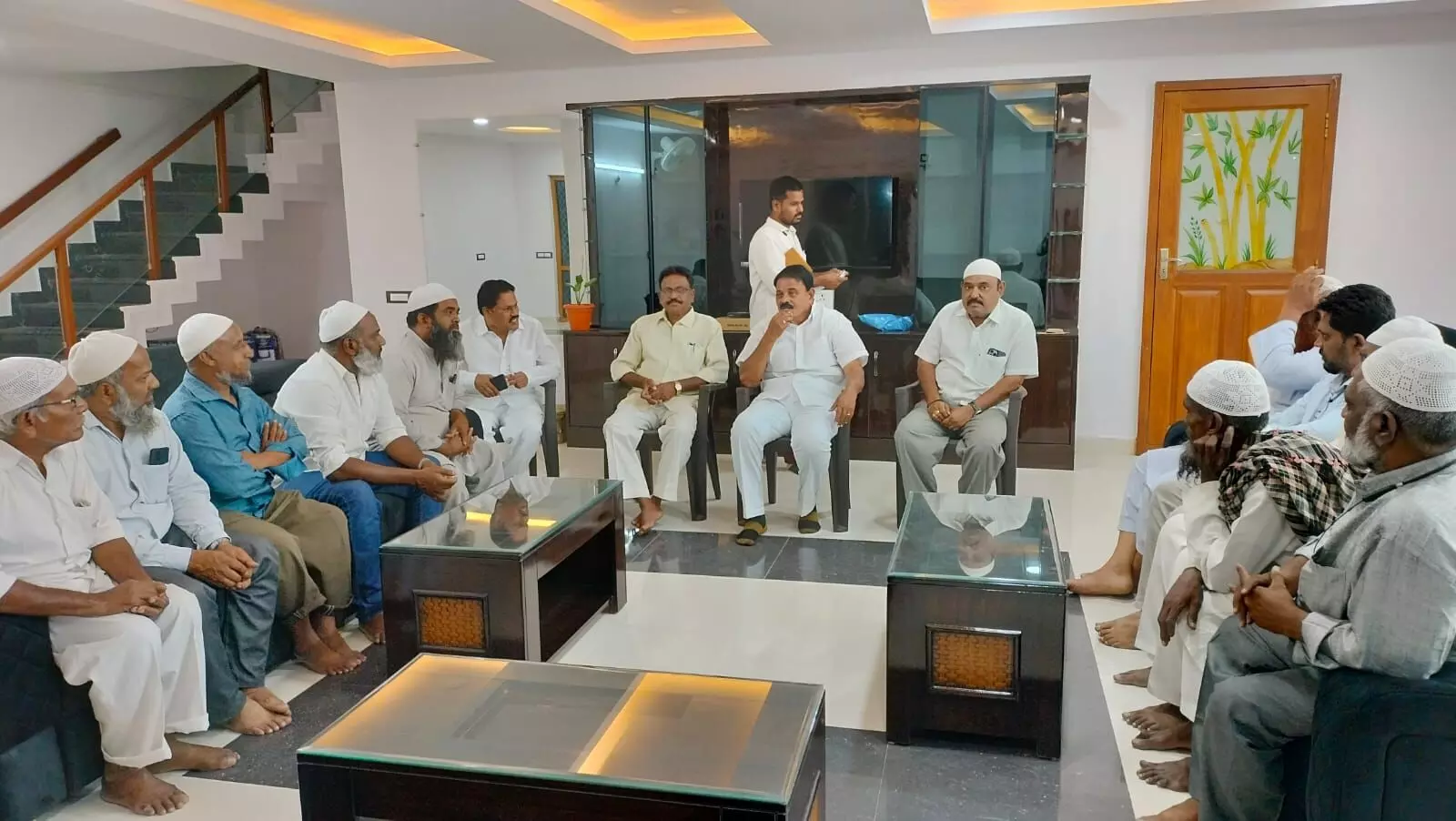Muslim Minority leaders fr Puttaparthi meets at Palle Raghunath Reddys house