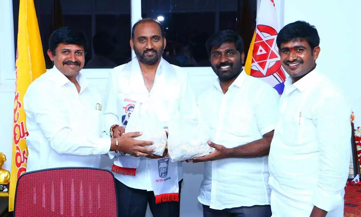 Jana Sena leaders extend support to TDP candidate in Udayagiri