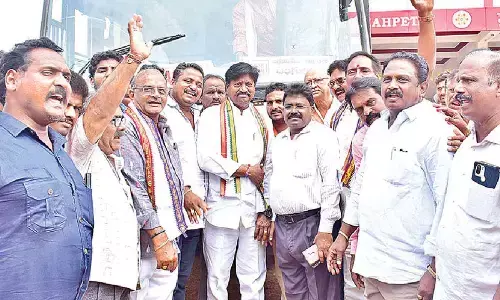 Udaya Bhanu, Tataiah to clash for 4th time in a row in Jaggaiahpet