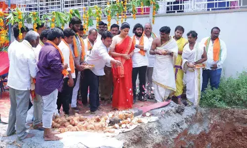 Equality prevailed in YSRCP regime , says Vidudala Rajini