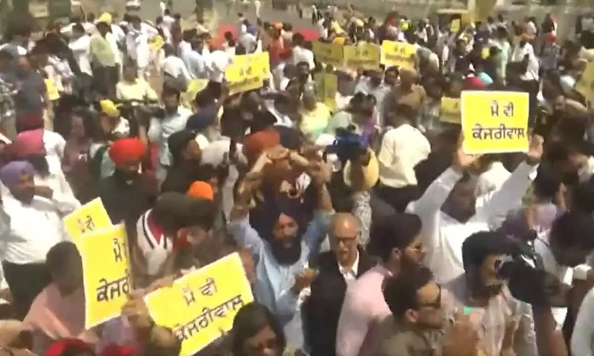 Arvind Kejriwals ED arrest: AAP workers demonstration across the country, Youth Congress also supports