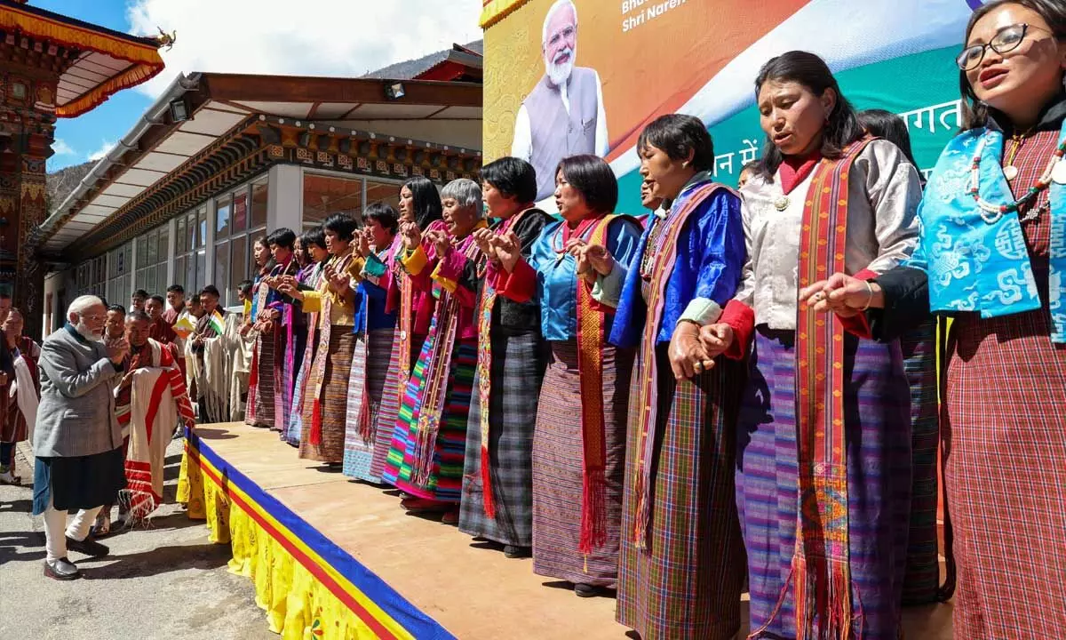 Special welcome for PM Modi in Bhutan, youngsters perform garba