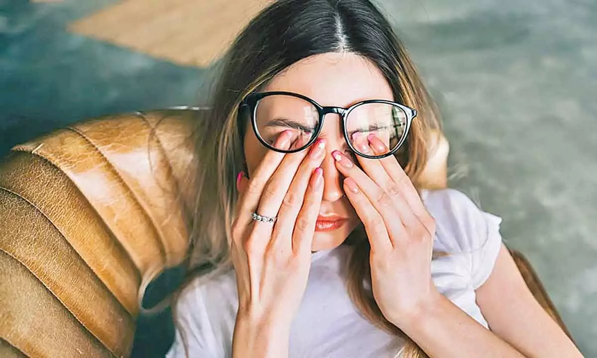 Understanding the science behind sleepy eyes