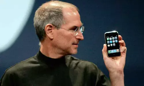 Apple lawsuit: Built by Steve Jobs, Apple is like Hotel California, you can check out but you can never leave