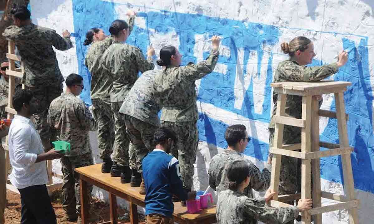 Visakhapatnam: US Marine Corps, personnel visit Andhra University