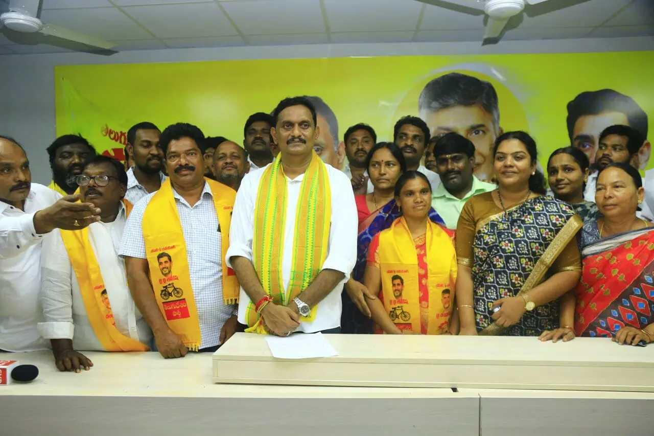 Kesineni Chinni meets BJP leaders in Vijayawada, thanks them for the support