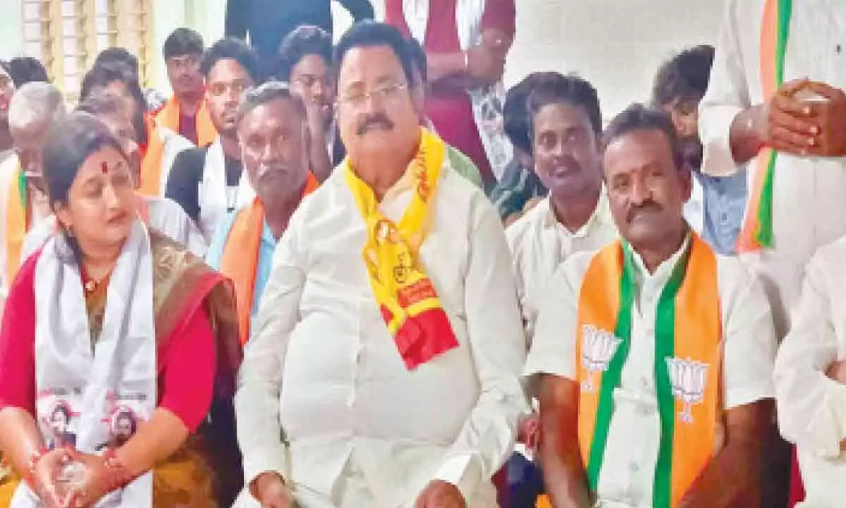 Srikalahasti TDP candidate faces strong dissidence