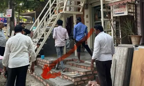 Jago GHMC, urge residents of Steel and Mines Complex