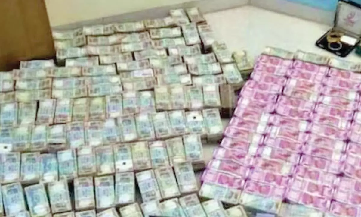 Rs 1.88 cr cash, liquor worth 87.19 lakh seized in Karnataka