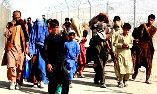 Pakistan preparing to send back nearly 1 million Afghans in repatriation drive