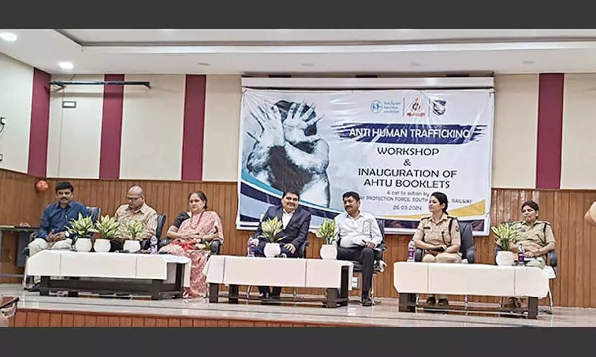 Workshop on human trafficking awareness for Rly police held