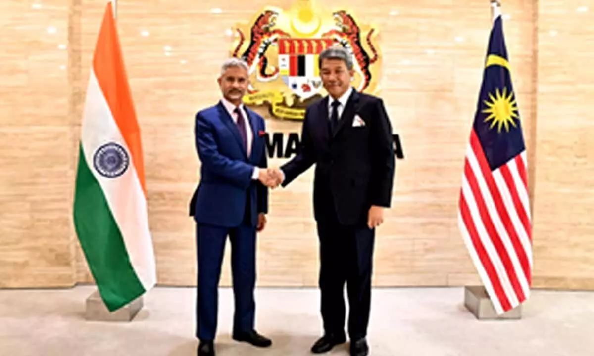 EAM Jaishankar holds productive, frank discussion with Malaysian counterpart
