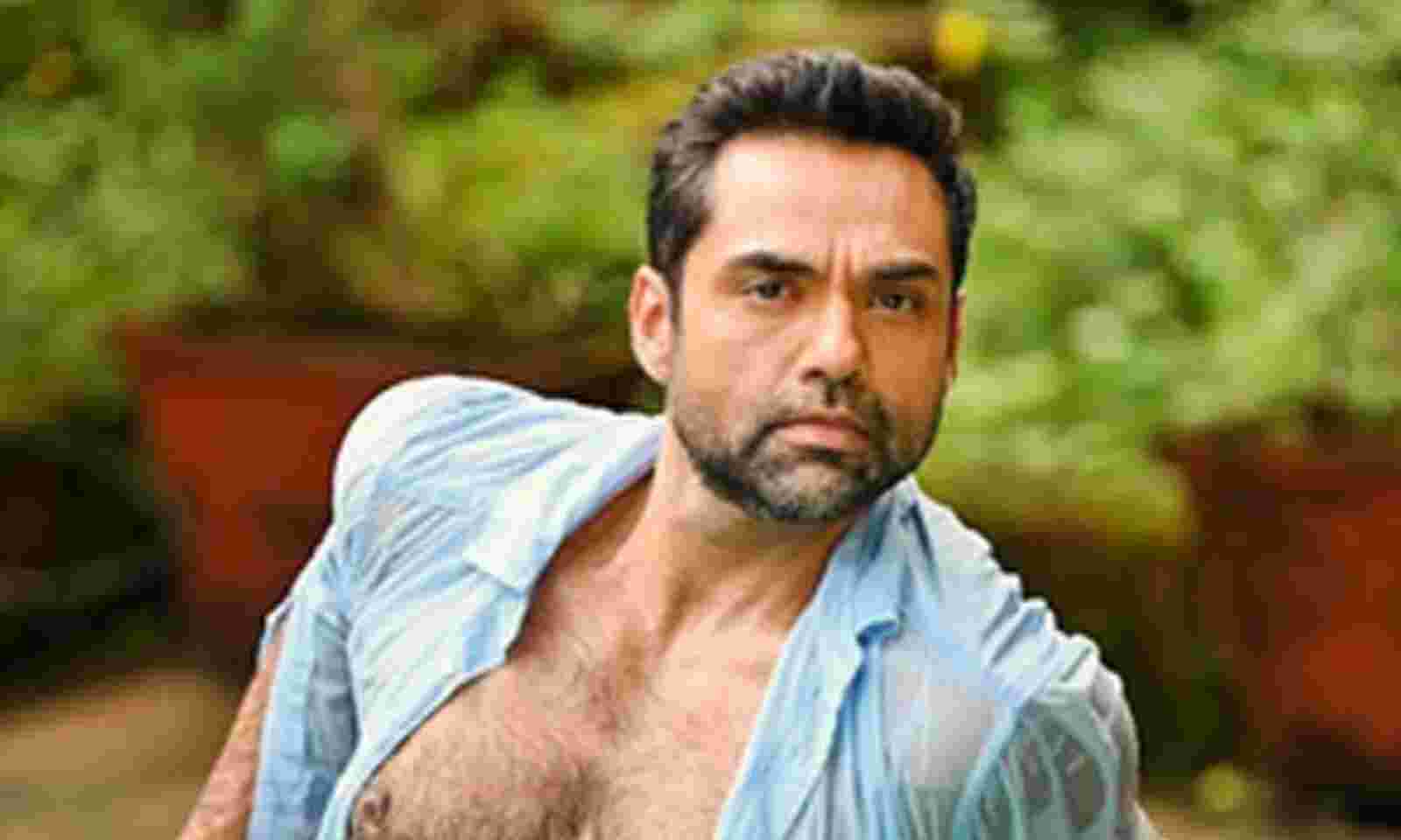 Abhay Deol Once Walked The Red Carpet Of An Event With A Black Eye In  Protest