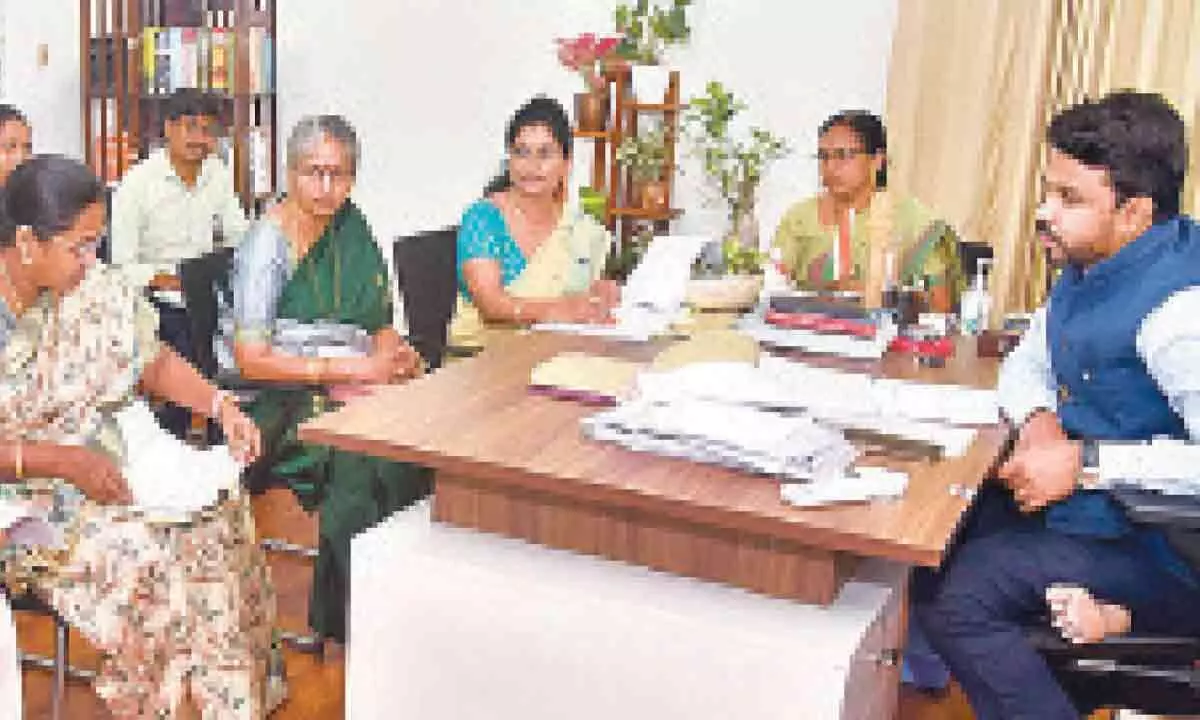 Eluru: Collector V Prasanna Venkatesh directs child welfare panel to improve performance
