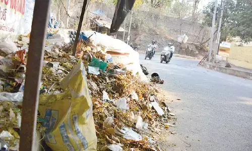 30-minute Metro delay at Uppal during peak hour