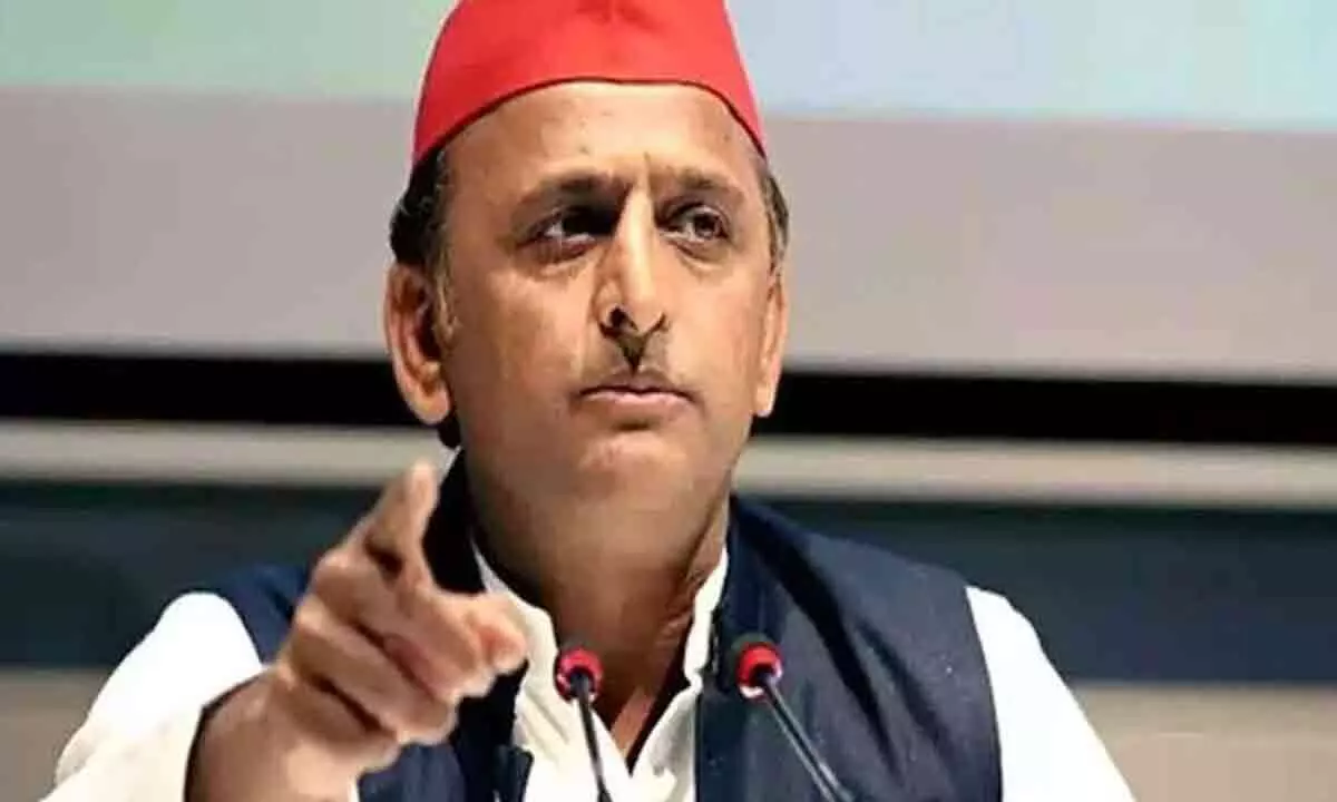 Prayagraj: Akhilesh continues with his ‘my candidate, your symbol’ policy