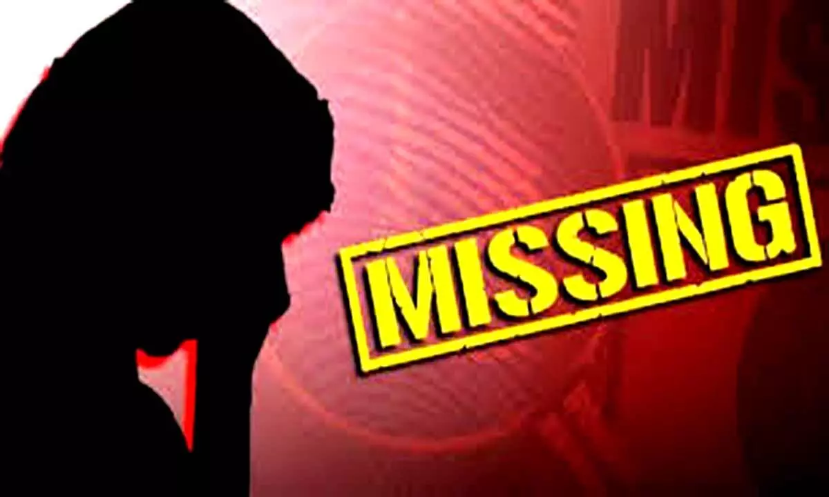 SI Narender Reddy registered the case of missing minor girl