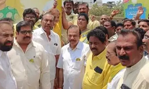 TDP state vice-president Damacharla Janardhana Rao, MP Magunta Srinivasulu Reddy, Bachina Garataiah, JSP leader Shaik Reyaz and others participating in the celebrations in Ongole on Friday