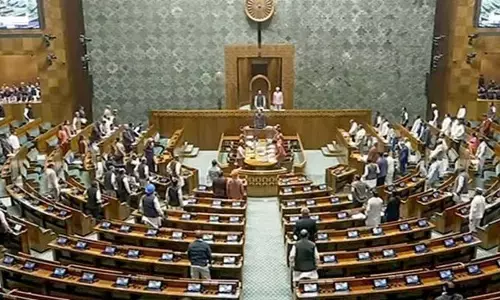 44% of sitting MPs face criminal charges, 5% billionaires