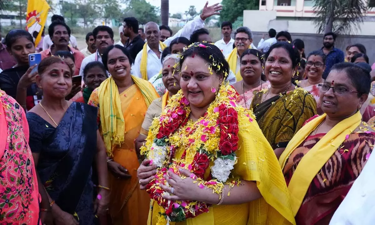 Gannavaram TDP candidate wife organises Bhavishyat ki Guarantee