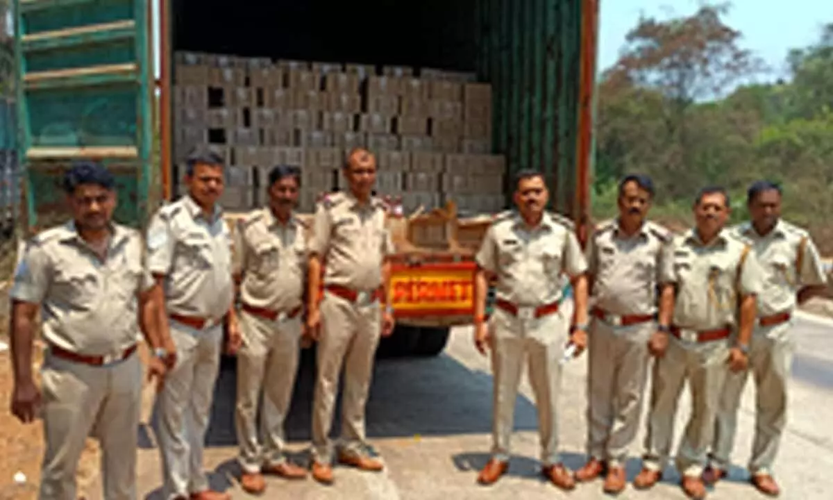 Goa: Telangana bound truck carrying whisky worth Rs 30 lakh seized