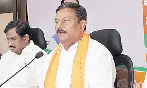 Eknath Shinde syndrome in TS?