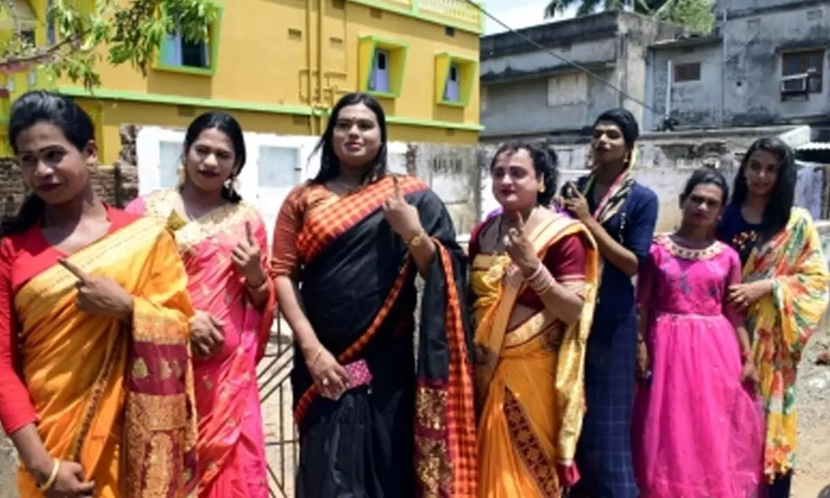 Now transgenders of UP will also make voters aware