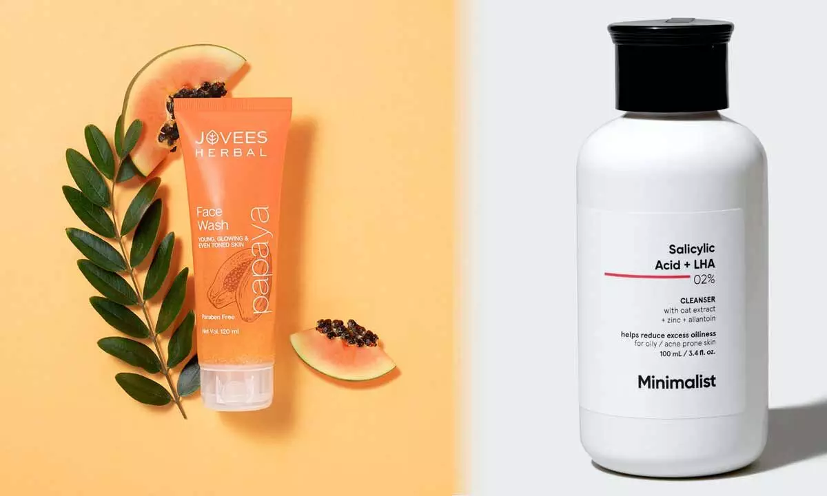 4 Best Face Washes for Oily Skin to Use This Summer