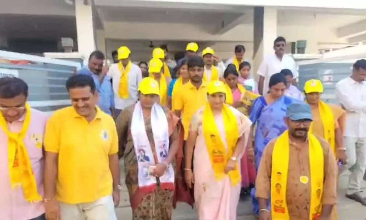 Narayana wife participate in election campaign in Nellore City