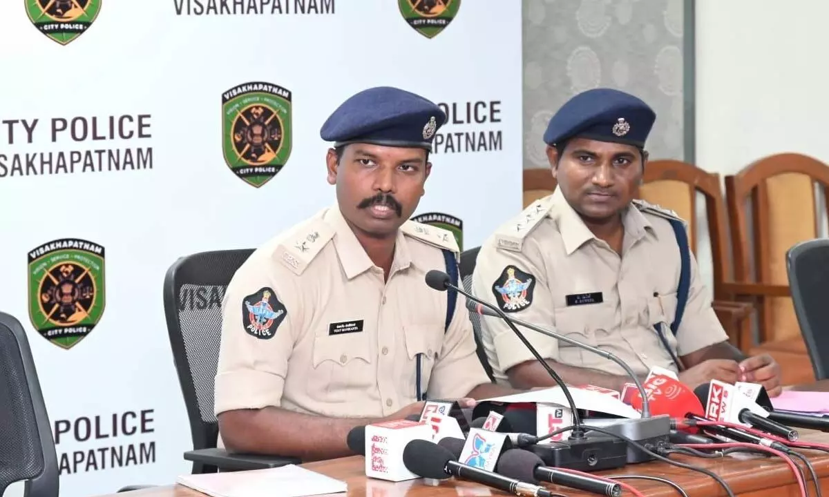 DCP-1 VN Manikanata briefing the case details in Visakhapatnam on Tuesday