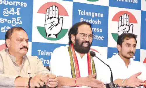 KCR a peddler of lies, says Uttam