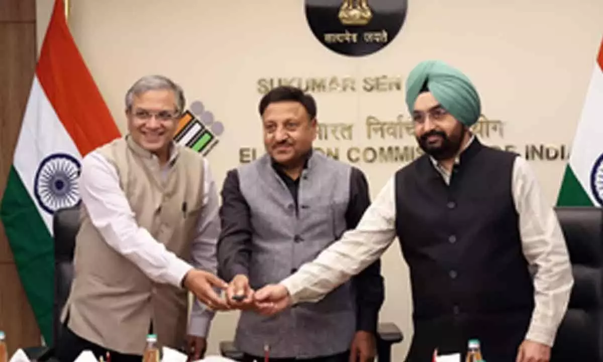 Chief Election Commissioner Rajiv Kumar and Election Commissioners Gyanesh Kumar and Sukhbir Singh Sandhu at the inauguration of the Myth vs Reality Register